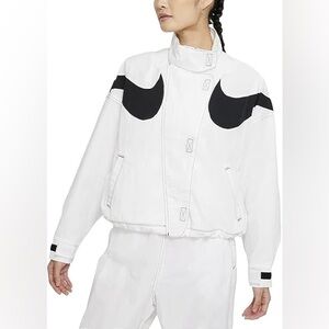 NWOT NIKE Swoosh Repel Oversized Jacket